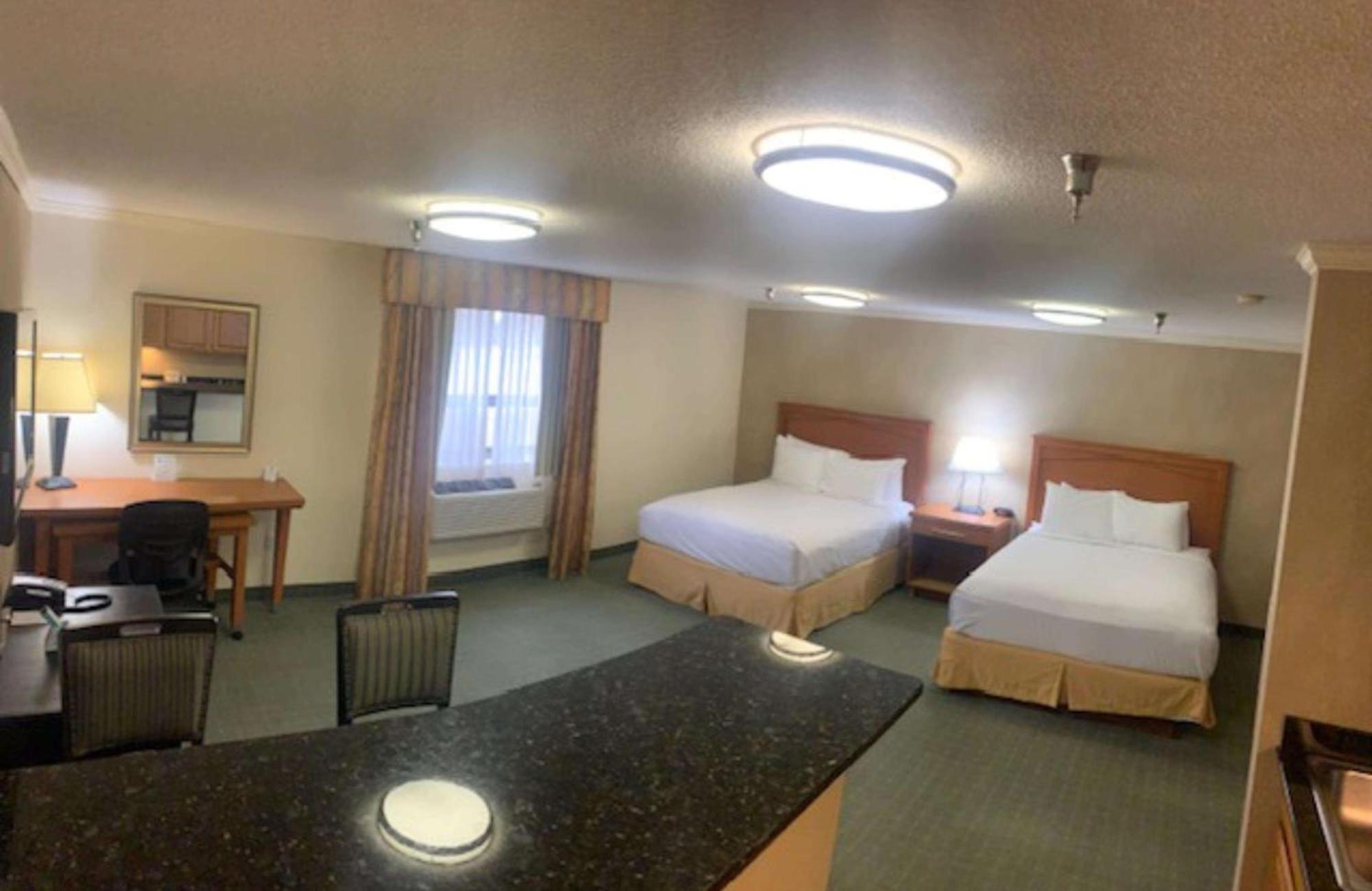 Western Hotel 3*